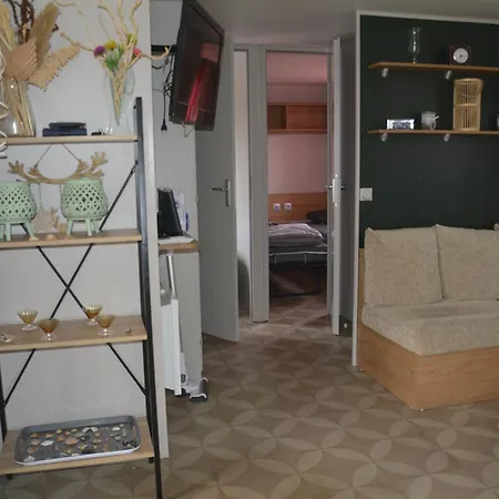 Chez Lolo 7 à 8 Personnes Campeggio Sérignan